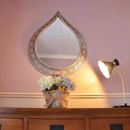 Comfortable 2 Bed With Garden - Parking 公寓 利兹