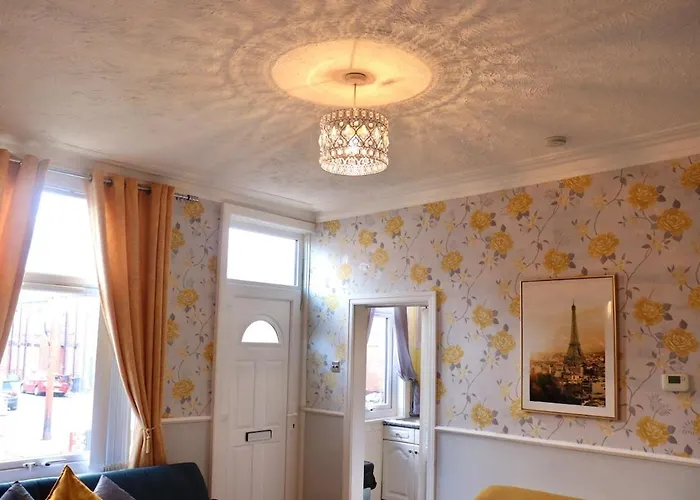 Apartament Comfortable 2 Bed With Garden - Parking *